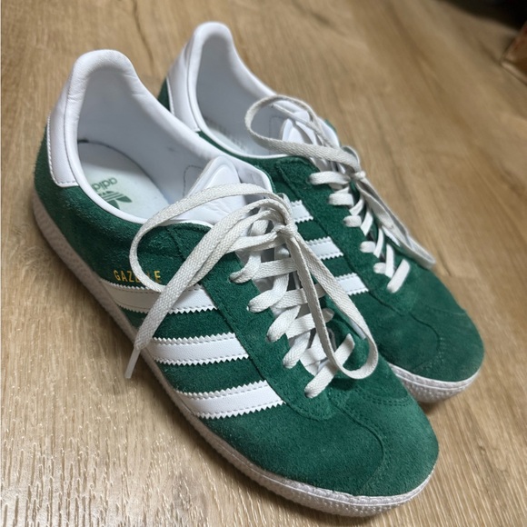 Adidas Gazelle women’s shoes in white and Green 6 - Picture 8 of 10